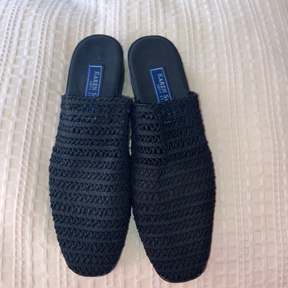 Karen Scott soft step mules size 10M